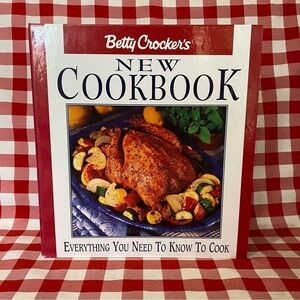 Betty Crocker’s New Cookbook 1996 Binder Style